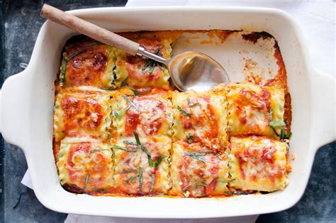 Giadas Most Popular Recipes Giadzy In 2020 Lasagna Rolls Giada