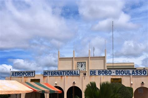 Aéroport International De Bobo Dioulasso La Construction Dun Marché