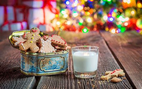 Store the cookies in an airtight container with a slice of white bread to maintain their soft, fruity texture. Best Irish Christmas cookies recipe for Santa on Christmas Eve | Traditional christmas cookies ...