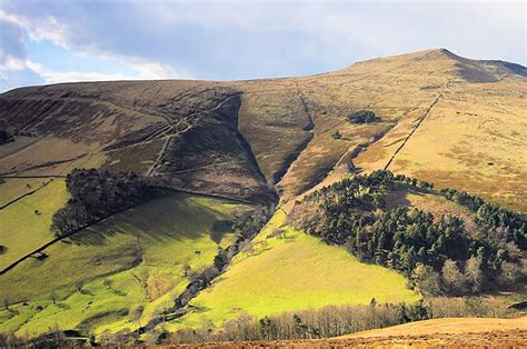The Highest Hills In The Peak District