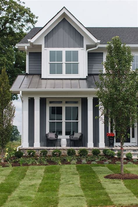 Awesome Modern Farmhouse Exterior Colors Grey Grey Home Exterior With