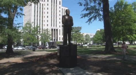 Charles Linn Sculpture To Be Unveiled In Namesake Park