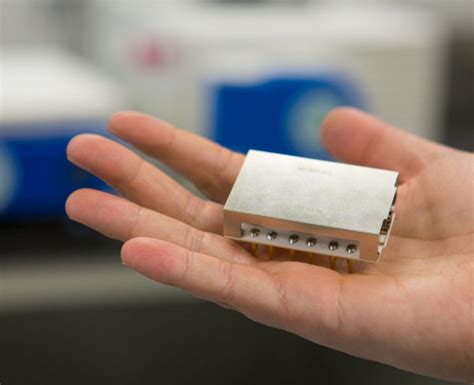 Chip Based Mass Spectrometry Technology Microsaic Systems