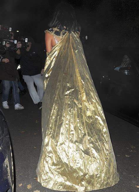 Nicole Scherzinger Rocks Cleopatra Costume With Vince Camuto Sandals