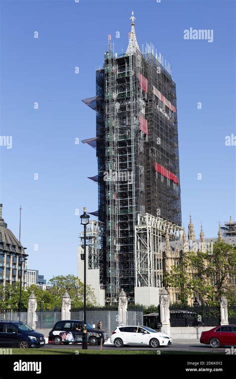 Scaffolding Surrounding The Iconic Big Ben In London Stock Photo Alamy