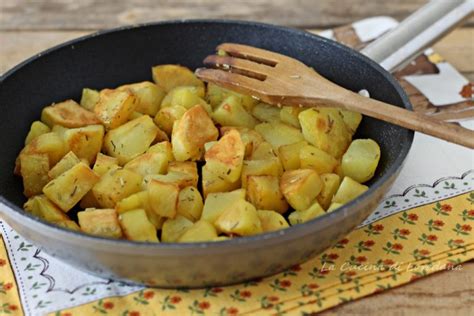 Patate Arrosto In Padella Croccanti Fuori E Morbidissime All Interno