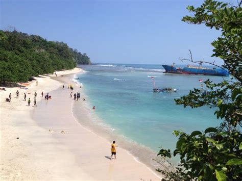 Discount hotels near pantai pasir putih, pangandaran. PANGANDARAN BEACH