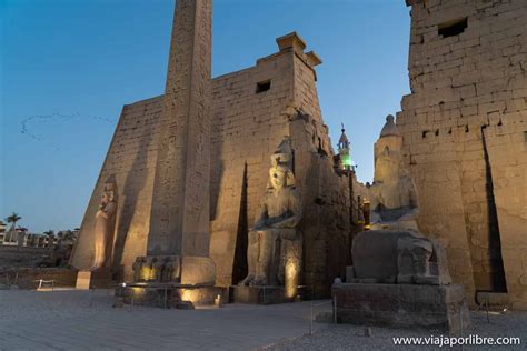 Visitar El Templo De Luxor De Noche El Egipto De Los Faraones