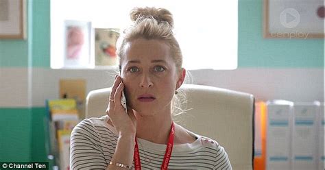 Yes, she has two children. Asher Keddie talks about being a stepmother to Luca, six ...