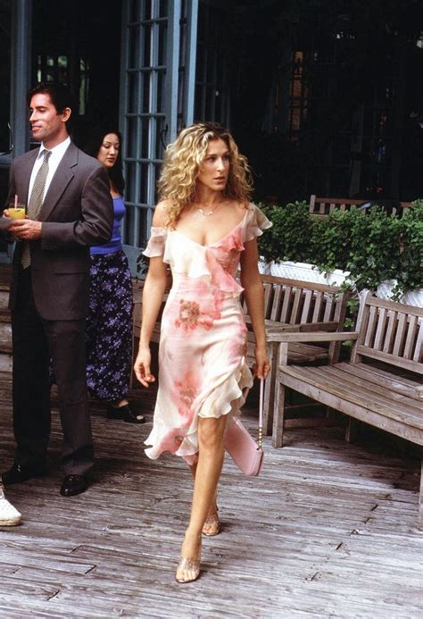 11 Times Carrie Bradshaw’s Beauty Look Was Just As Good As Her Outfit In 2022 Carrie Bradshaw