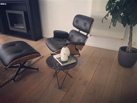 Eames lounge
