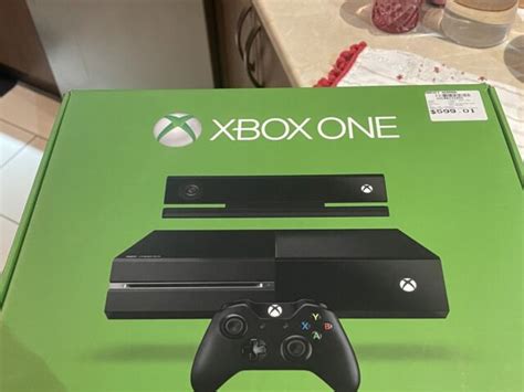 Selling Xbox One In Original Box Console Good Condition Like New