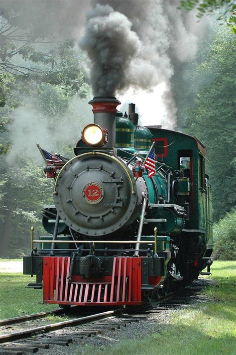 This Epic Train Ride In North Carolina Will Give You An Unforgettable