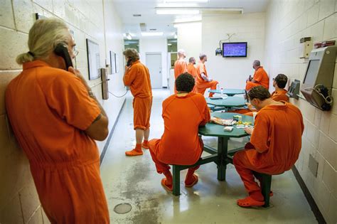 Get out of jail? Inmates fearful of virus argue for release | Inquirer News