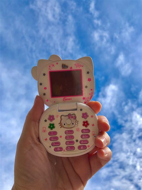 Hello Kitty Cell Phone Peachy Wixx