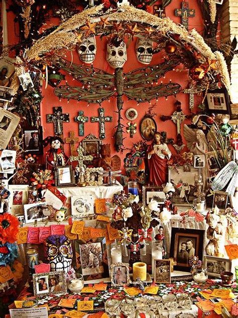 Dia De Los Muertos Altar Day Of The Dead Art Day Of The Dead