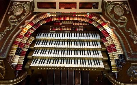 The Wurlitzer Theater Organ At The Brooklyn Paramount Courtesy Of The