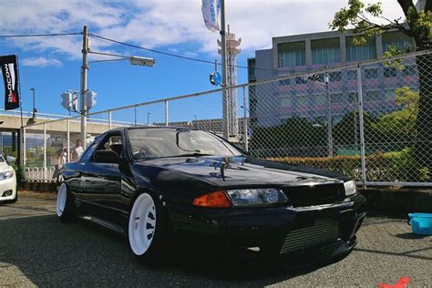 Nissan gtr r32 ringtones and wallpapers. Ground Level (With images) | Nissan skyline, Nissan skyline gtr r32, Nissan skyline gtr