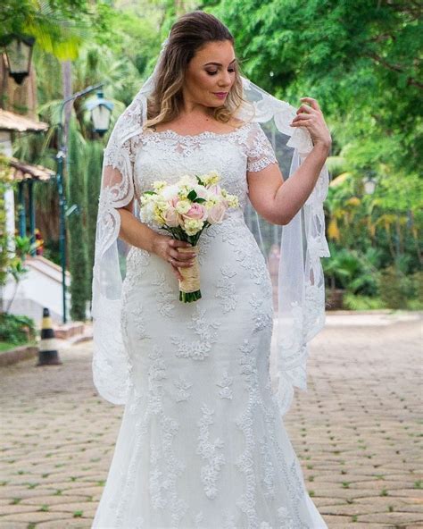 Plus Size Brides Can Have Custom Wedding Gowns And Replicas For Less In 2023 Wedding Dresses