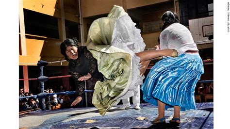 Conoce A Las Cholitas Voladoras Las Indígenas Bolivianas Que Pelean