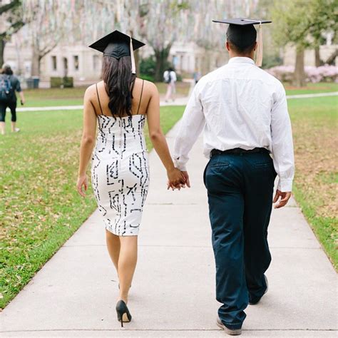 20 Famous Couple College Graduation Pictures