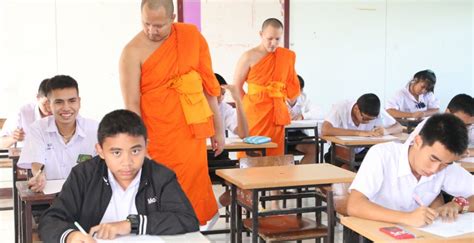 กำหนดสอบในวันพฤหัสบดีที่ 24 ธันวาคม 2563 รวม 1 วัน #สอบธรรมศึกษานอกระบบ, กศน., อุดมศึกษา, ประชาชนทั่วไปบางส่วน สอบธรรมศึกษา (29 พ.ย. 2561) - โรงเรียนทวีธาภิเศก บางขุนเทียน