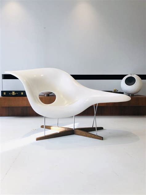 La Chaise By Charles And Ray Eames For Vitra The House Of Wauw
