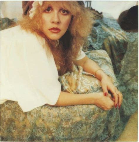 Pin By Annie On Stevie Nicks Stevie Nicks Songs Stevie Nicks Fleetwood Mac Stevie Nicks