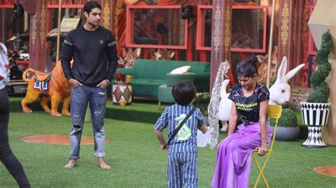 Bigg Boss 16 Day 59 Updates Shalin Pretends To Propose To Tina