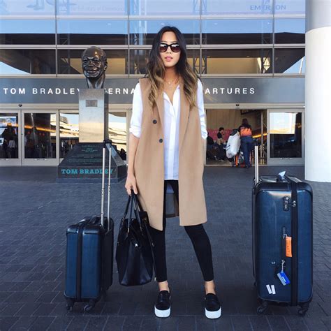 Airport Outfit Ideas That Are So Stylish And Comfortable Fashionsy