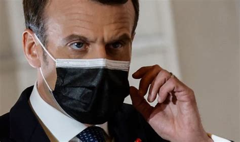 Vacciné ! a écrit le chef de l'etat sur son compte twitter. France vaccine blame game: Emmanuel Macron's jab 'scandal ...
