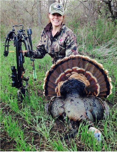 How To Successfully Hunt Turkeys With A Bowturkey And Turkey Hunting