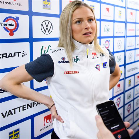 Karlsson, once she crossed the finish line, placed herself in the leader chair after having. Frida Karlssons ärliga ord - därför stängdes hon av i skidlandslaget: "Det handlade om…"