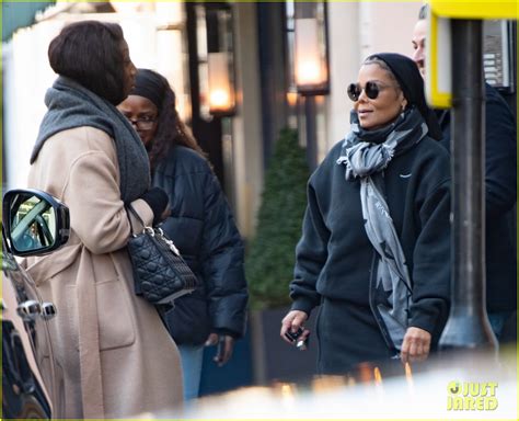 Janet Jackson Spotted Out For The First Time In Nearly A Year Photo