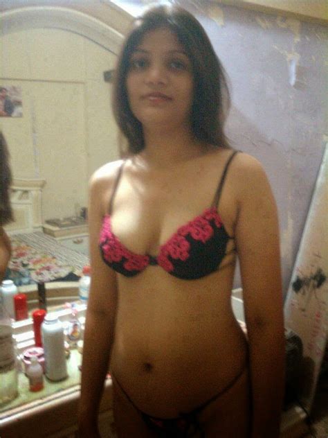 Beautiful Desi Sexy Girls Hot Videos Cute Pretty Photos Beautiful Pakistani Housewife In Bikini