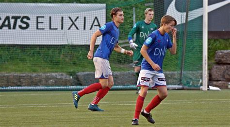Godine.2 klaesson je napravio svoje eliteserien debi za vålerenga 30. Bortetap for rekruttlaget / Vålerenga
