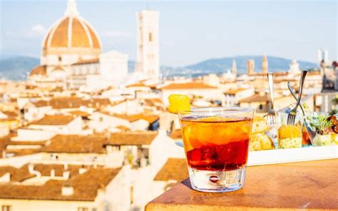 Una di quelle domande che non la mia personale strategia è preparare una lista di ristoranti dove mangiare all'aperto a firenze e fare in modo che contenga varie tipologie di spesa, atmosfera, cibo. Aperitivo all'aperto a Firenze: 5 indirizzi da non perdere ...