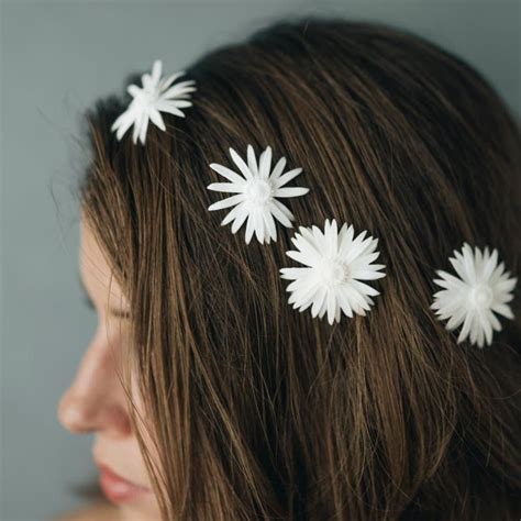 Make These Gorgeous 3d Printed Daisy Bobby Pins For The Ultimate
