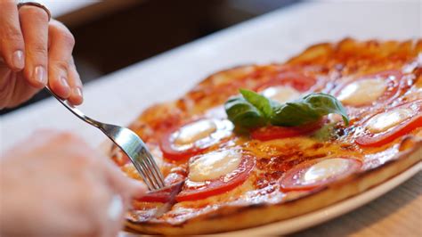 The Top 5 Pizza Restaurants In And Around Vienna Va Porsche Tysons