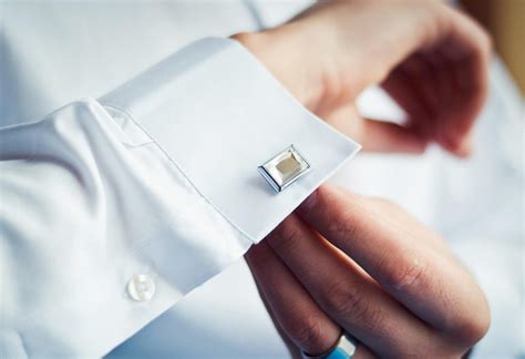 How To Wear Cufflinks A Mans Guide To Buying Cufflinks