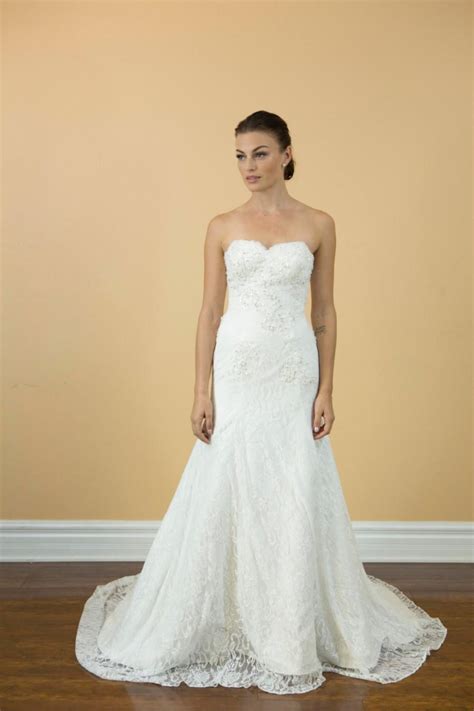 Sweetheart White Lace Wedding Dress Aline Lace Pleated Bridal Gown