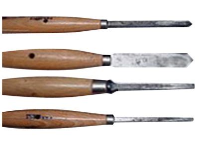 Gagangnya kokoh dan bilah pisaunya lebar. Membuat sendiri Mesin bubut kayu mini | Arsip Teknik