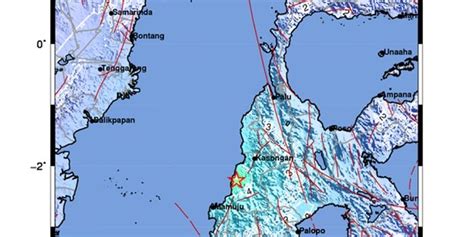 Gempa besar jumat dinihari tadi di majene, sulbar, magnitudo 6,2. BMKG: Sulawesi Barat Dua Kali Diguncang Gempa - Jurnal Garut