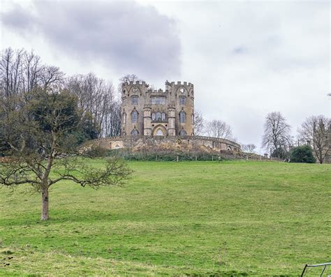 Midford Castle在midford
