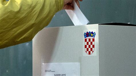 Croatians Overwhelmingly Vote Against Same Sex Marriage In A Referendum