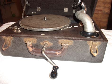 1920s Birch Model 3 Boetsch Bros New York Hand Crank Phonograph