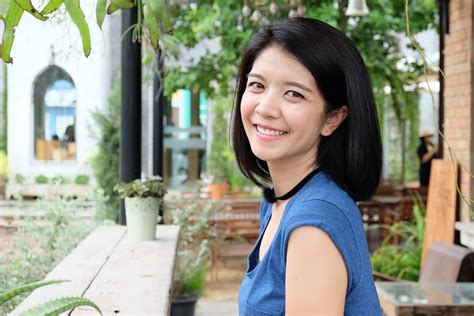 Memotong rambut pendek sebenarnya butuh keyakinan dan keberanian. Tampil chic dengan 30 model rambut pendek sebahu - All Things Hair Indonesia