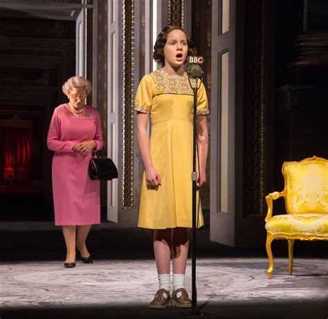 Review: Helen Mirren Stars in 'The Audience' on Broadway - The New York 