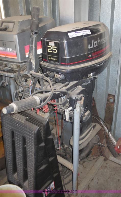 1995 Johnson 25 HP outboard motor in Independence, KS | Item AK9746