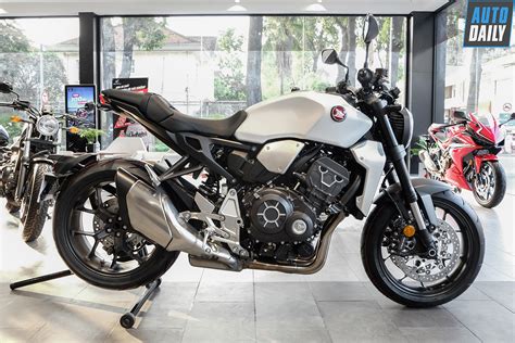 Read honda cb1000r review and check the mileage, shades, interior images, specs, key features, pros and cons. Cận cảnh Honda CB1000R 2020 có giá 468 triệu đồng tại Việt Nam
